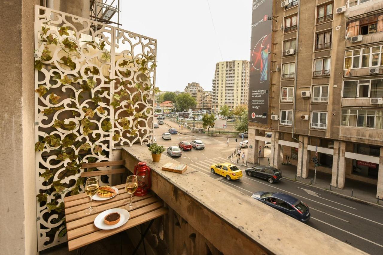 Love.Travel.Explore ♥️Apt W/ Balcony In Old Town Apartment Bucharest Exterior photo